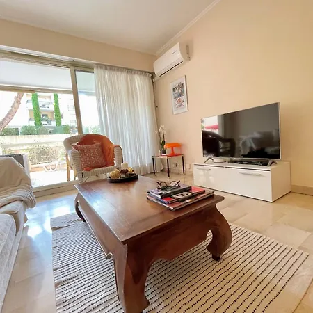 Avec Piscine Apartmán