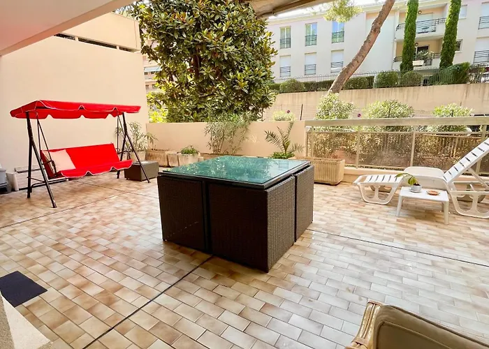 Avec Piscine Apartmán *